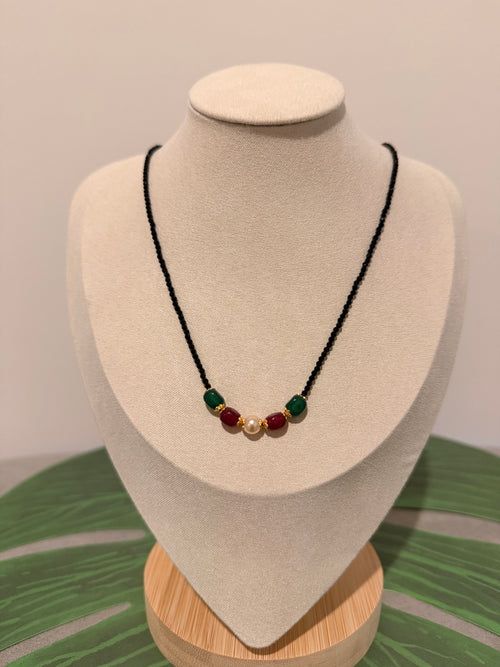 Black CZ beads neckpiece-Single layered